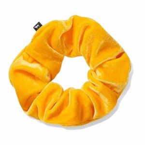 PINK VS Velvet Scrunchie